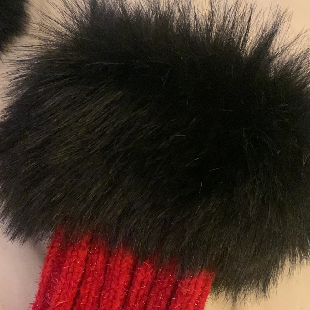 Slippers - Picture 2 of 3
